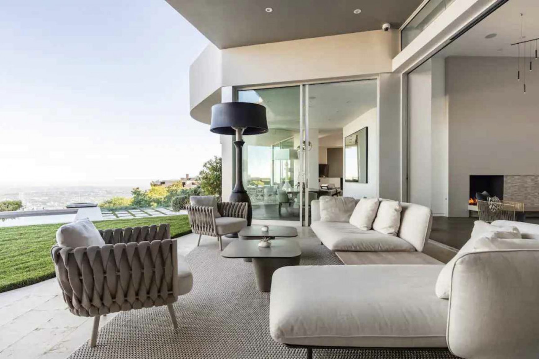 Luxury_Villa_Living_Villa_Palm_Terrace_Los_Angeles50 Luxury_Villa_Living_Villa_Palm_Terrace_Los_Angeles50