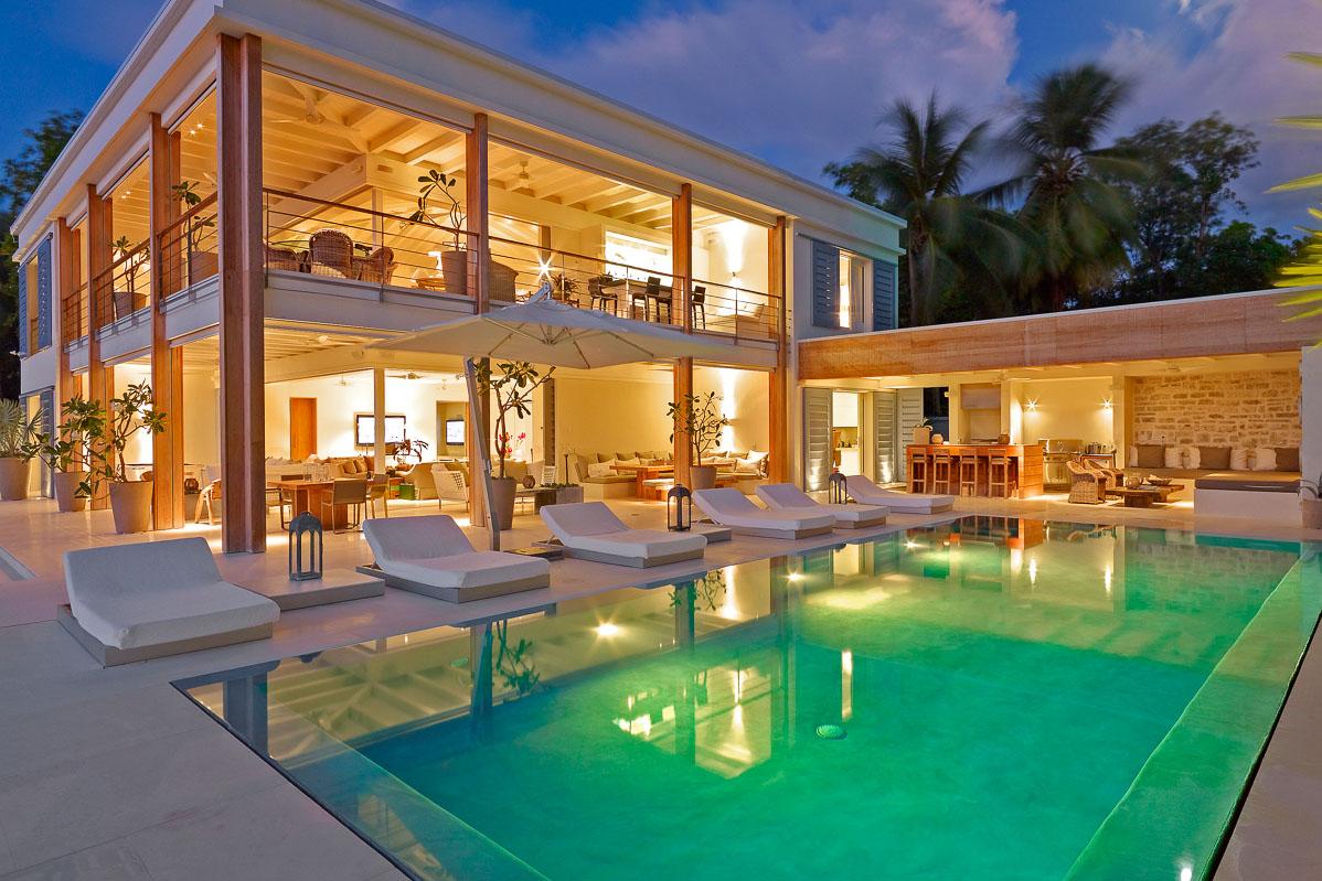 luxury-villa-living-the-dream-st-james-barbados-1