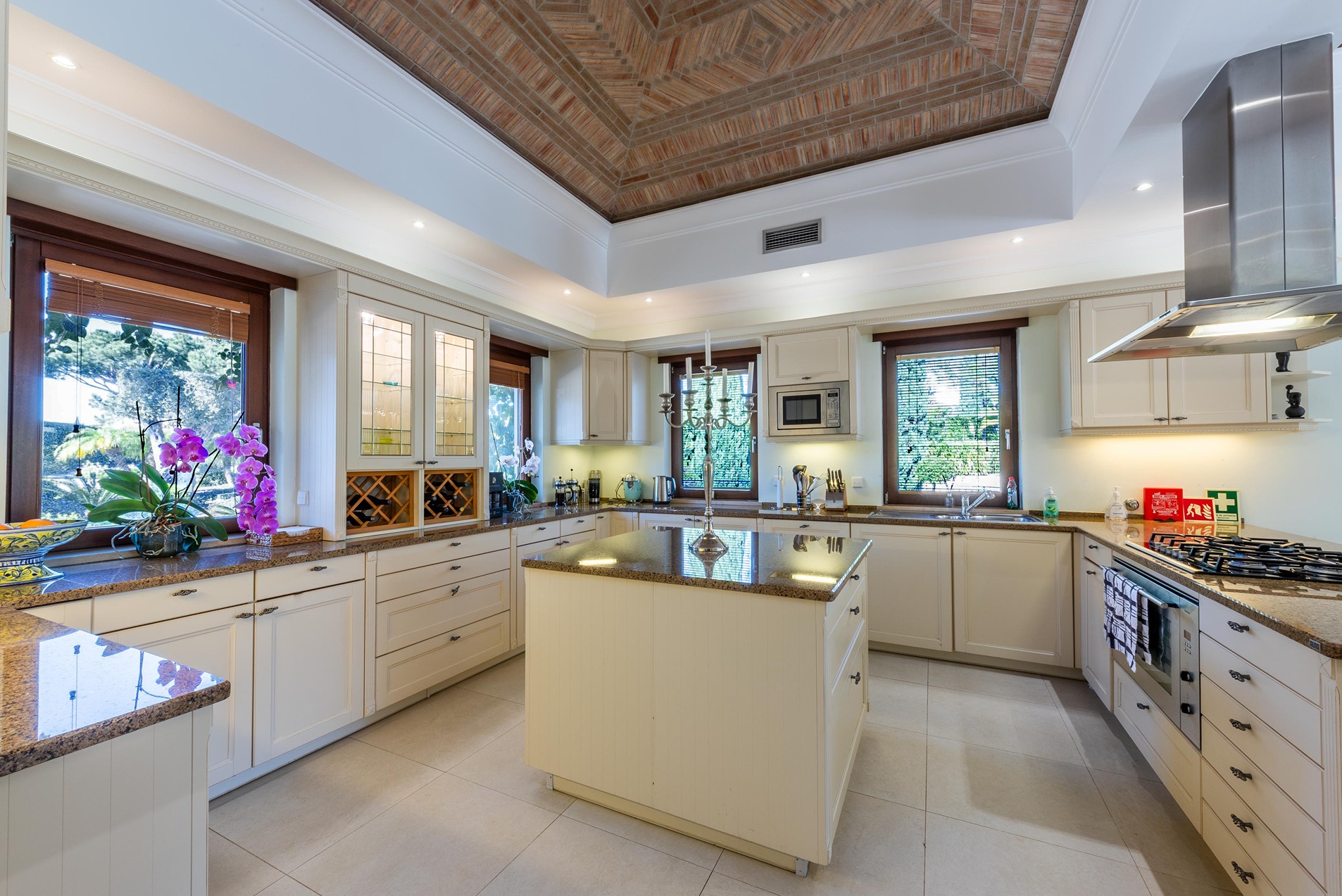 luxury-villa-living-villa-vireo-quinta-do-lago-algarve-portugal-10