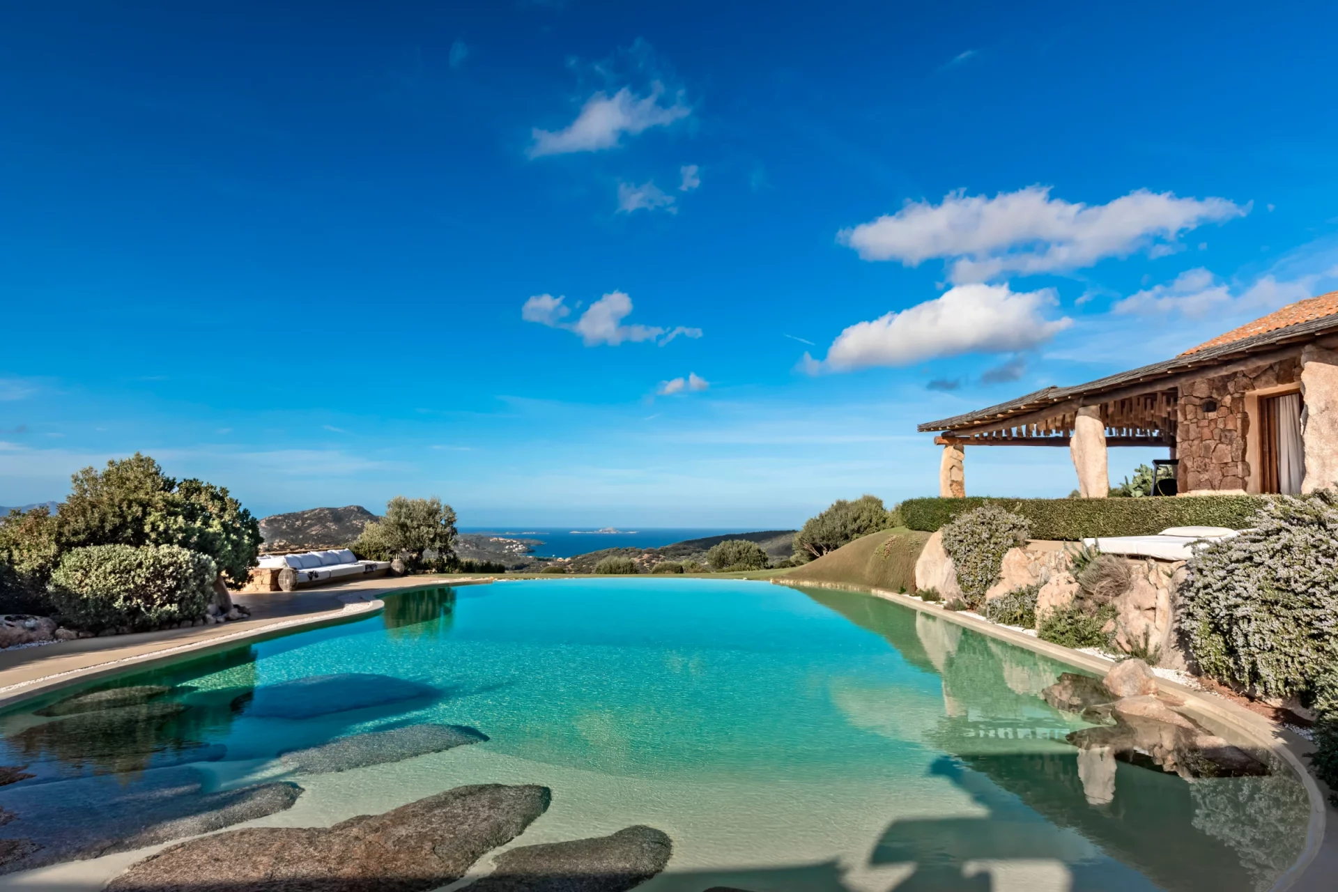 Luxury-Villa-Living-Villa-Dorsey-Sardinia-17 Luxury-Villa-Living-Villa-Dorsey-Sardinia-17