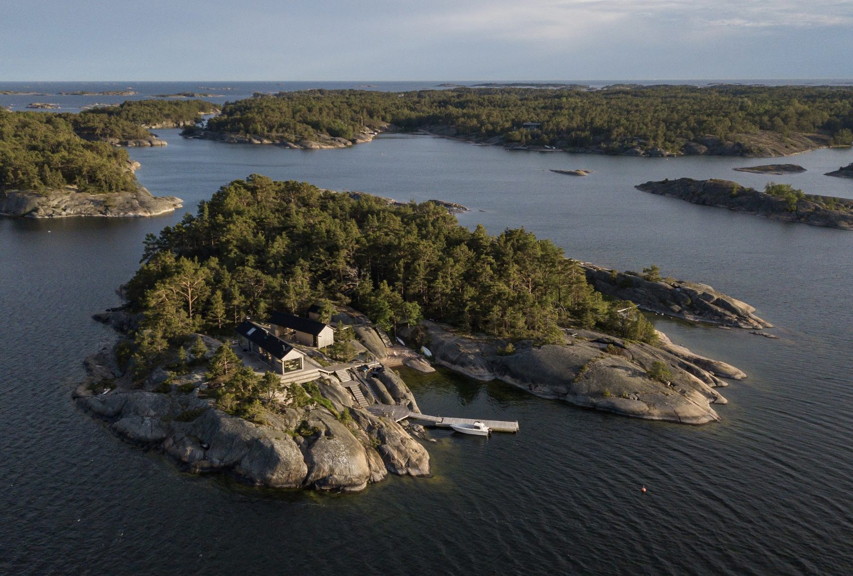 Luxury_Villa_Living_Skjulskäret_Island_Finland27