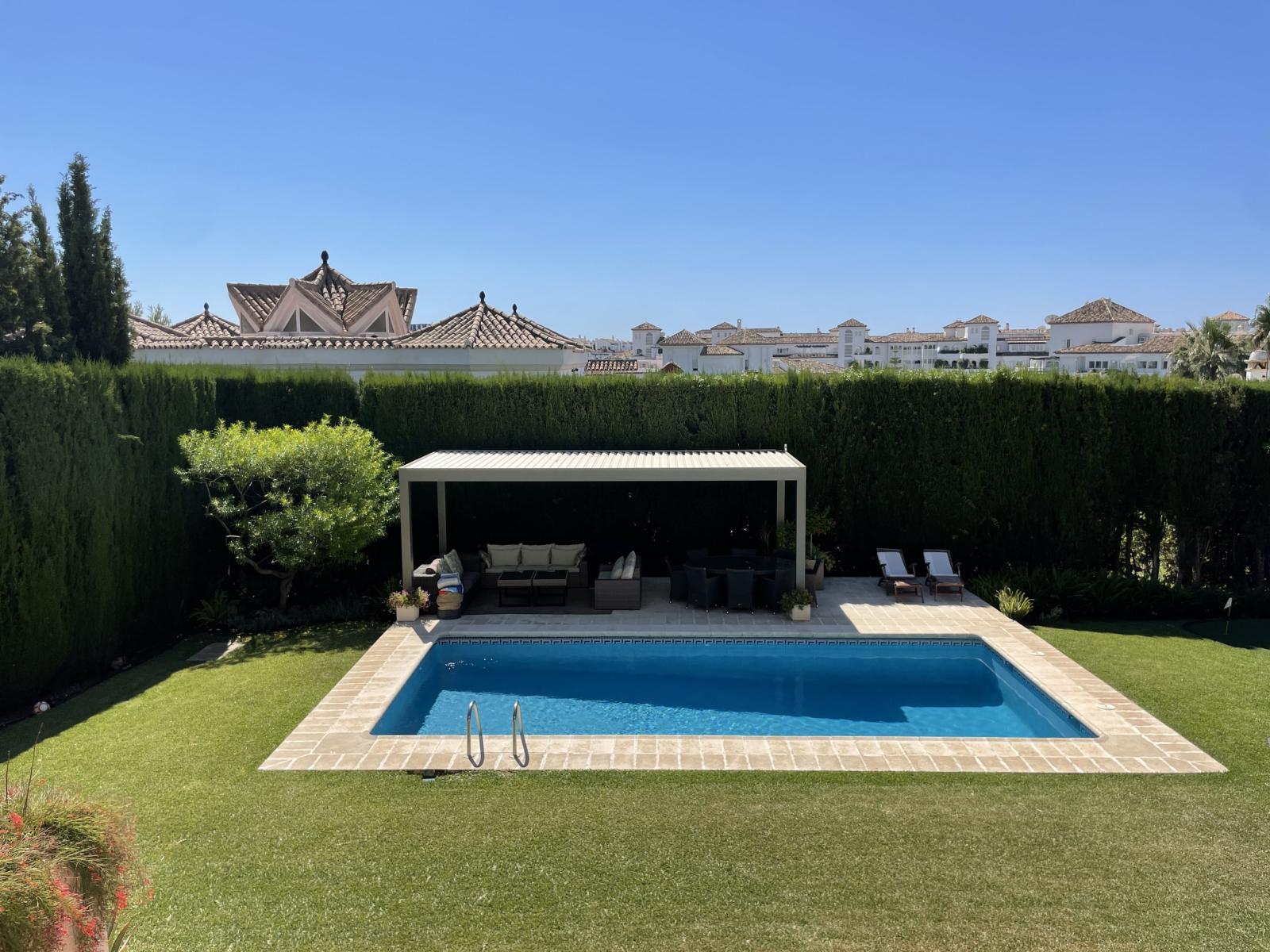 Luxury_Villa_Living_Villa_Luzzi_Marbella_Spain1