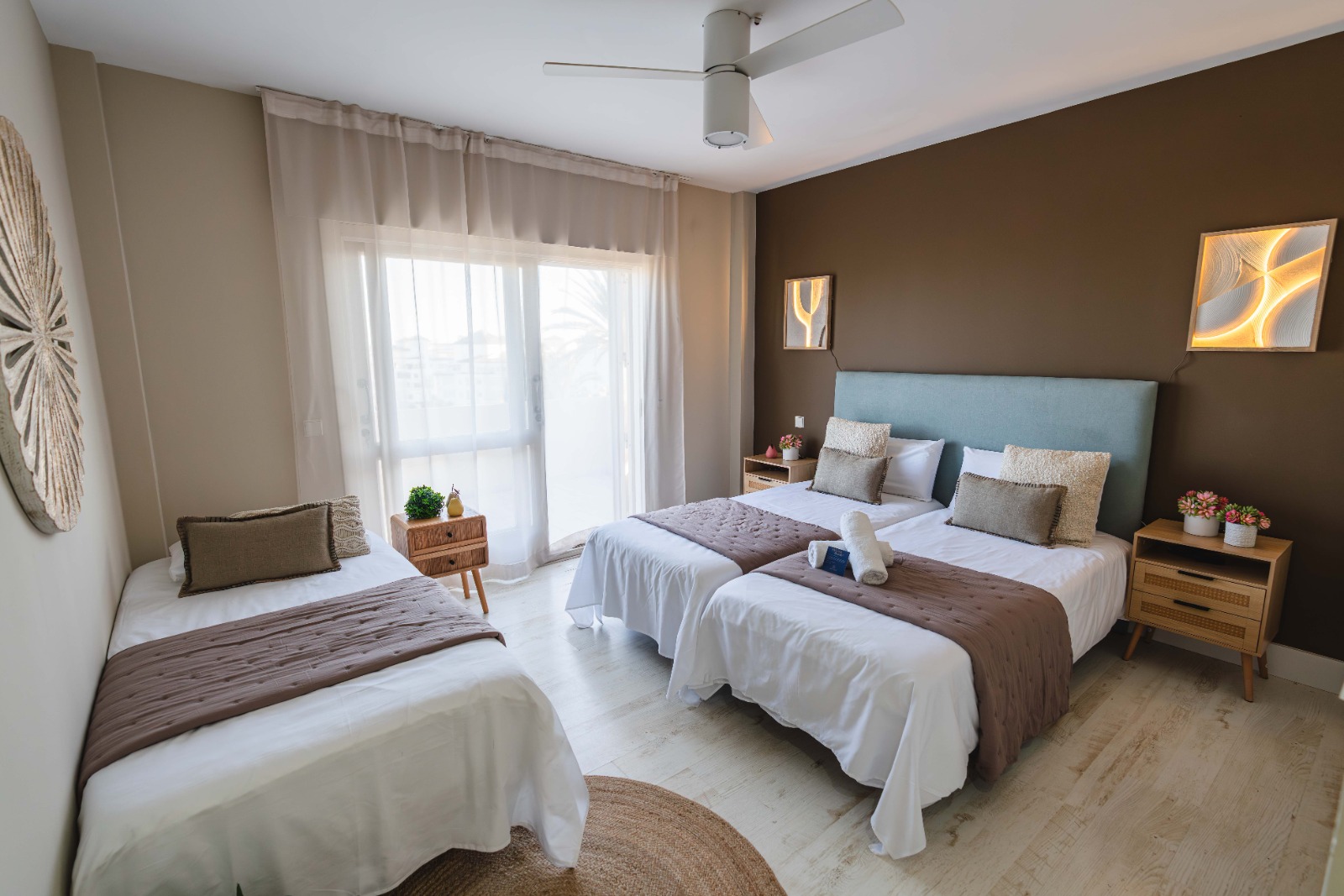 Luxury_Villa_Living_Villa_Luzzi_Marbella_Spain12