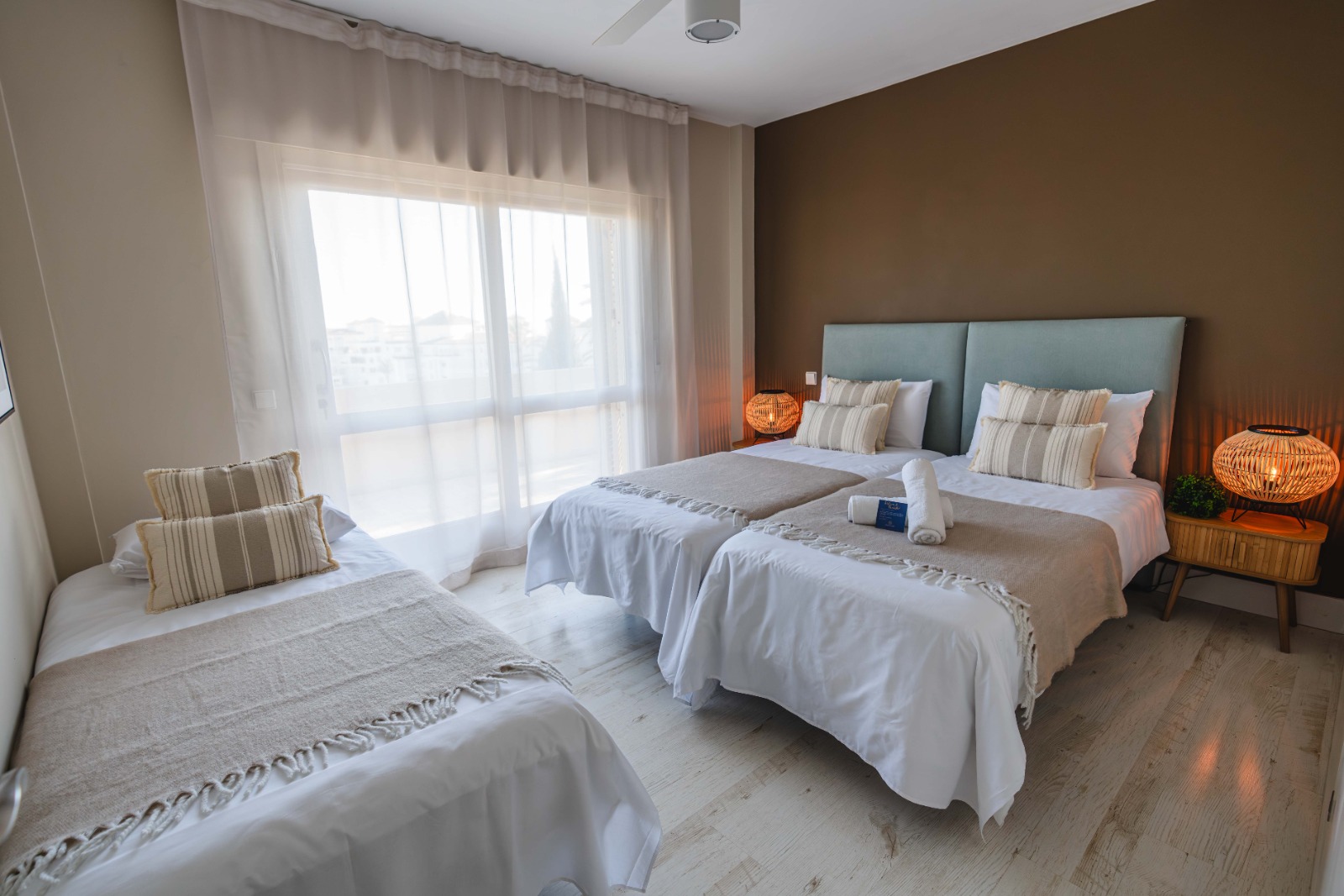 Luxury_Villa_Living_Villa_Luzzi_Marbella_Spain13