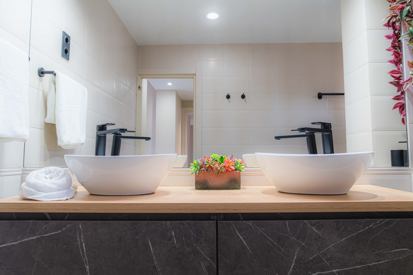 Luxury_Villa_Living_Villa_Luzzi_Marbella_Spain24