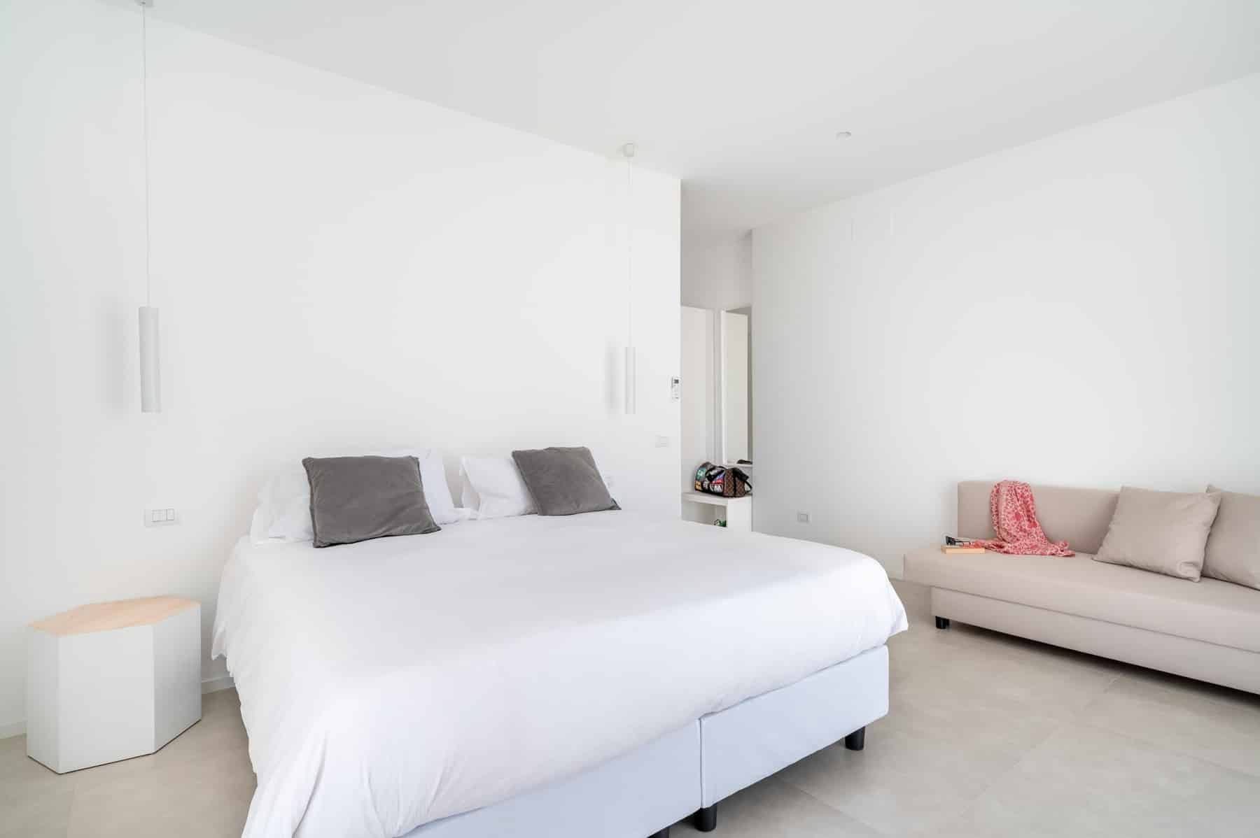 VILLA-Piscopia-4Bedroom-Sicily-12 VILLA-Piscopia-4Bedroom-Sicily-12