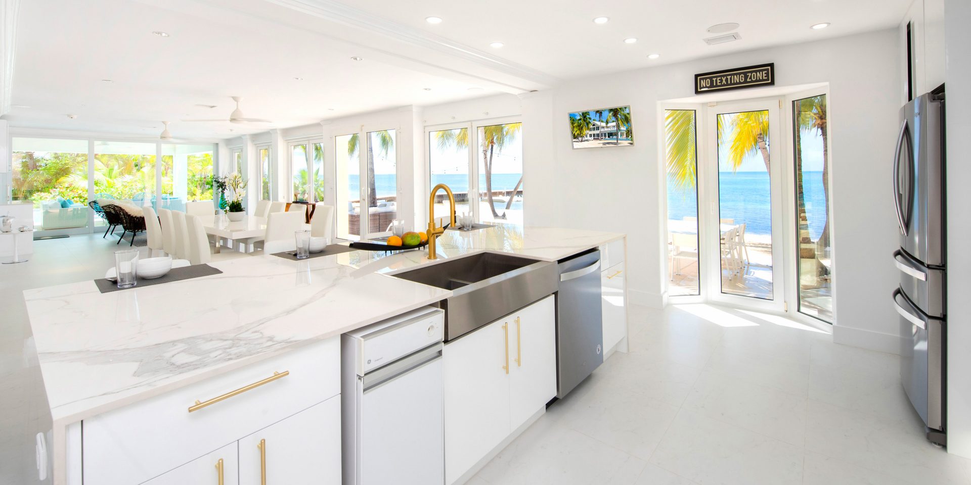 luxury-villa-living-crystal-waters-cayman-kai-grand-cayman-cayman-islands-10