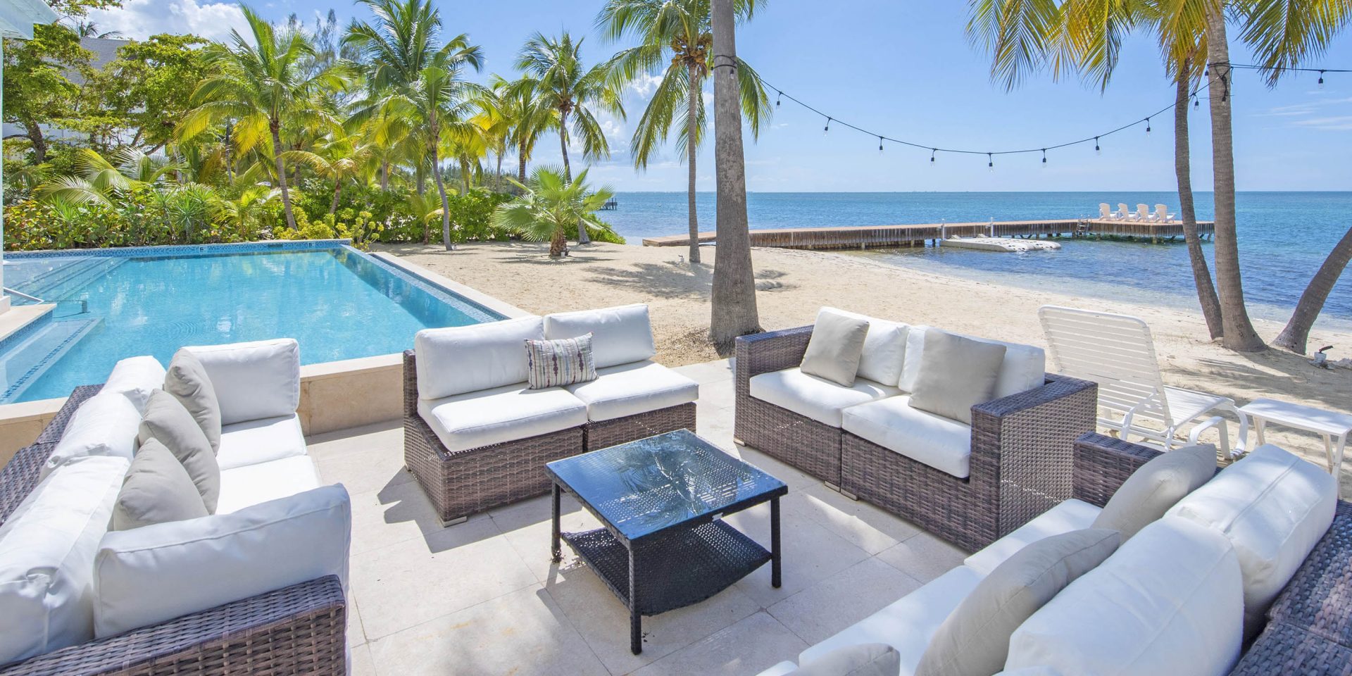 luxury-villa-living-crystal-waters-cayman-kai-grand-cayman-cayman-islands-11