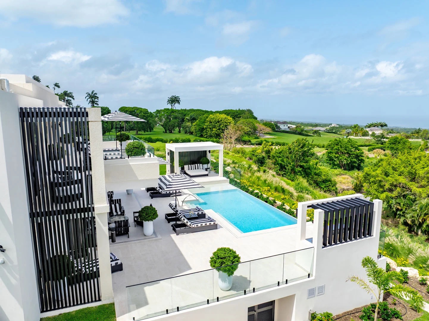 luxury-villa-living-fresh-wind-apes-hill-barbados-2