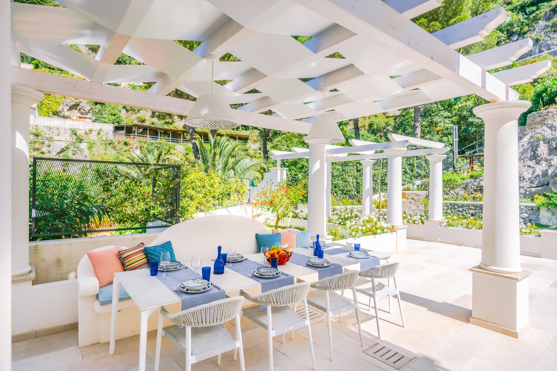 luxury-villa-living-villa-magdi-amalfi-coast-italy-10 luxury-villa-living-villa-magdi-amalfi-coast-italy-10