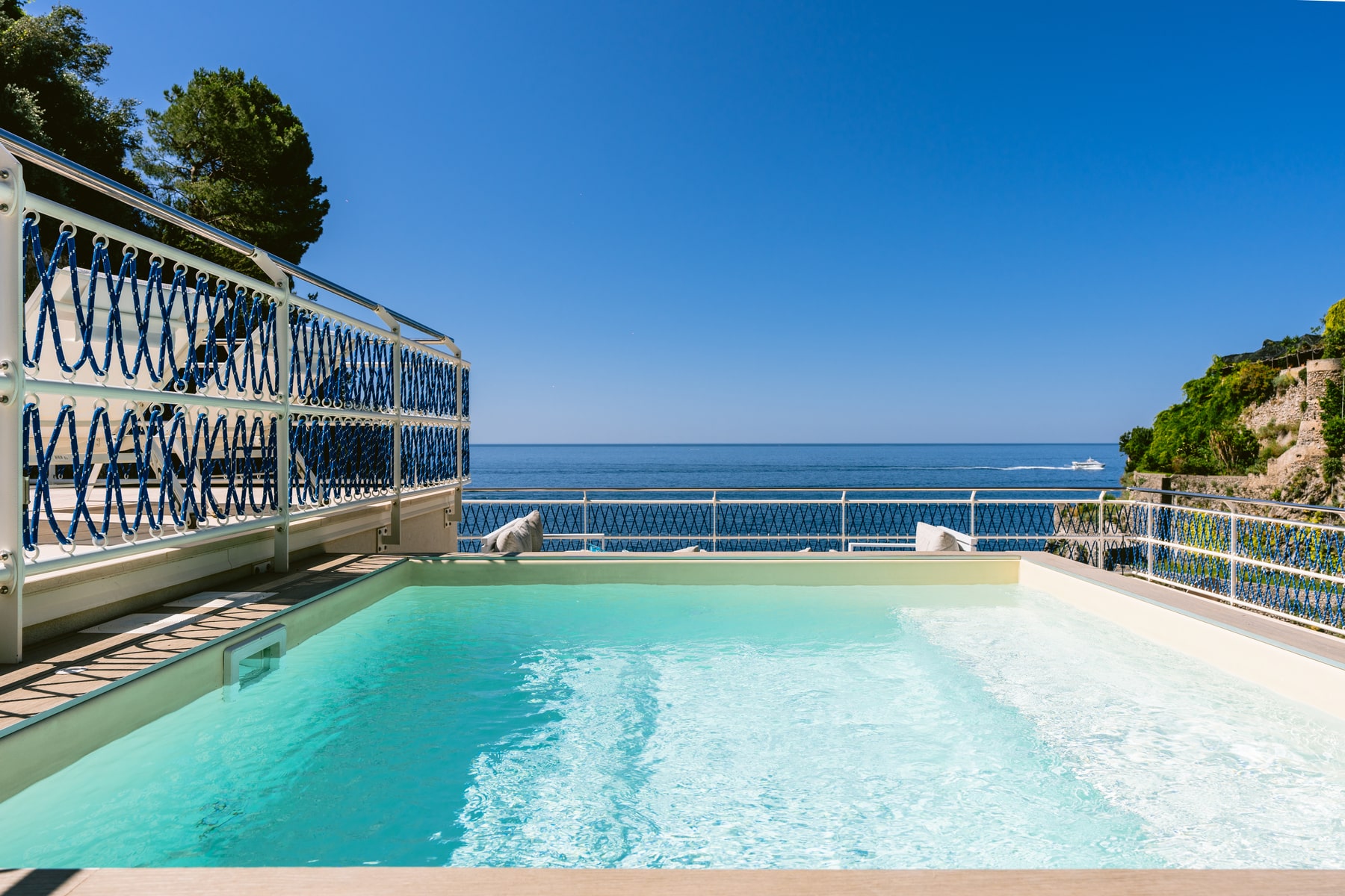 luxury-villa-living-villa-magdi-amalfi-coast-italy-6 luxury-villa-living-villa-magdi-amalfi-coast-italy-6