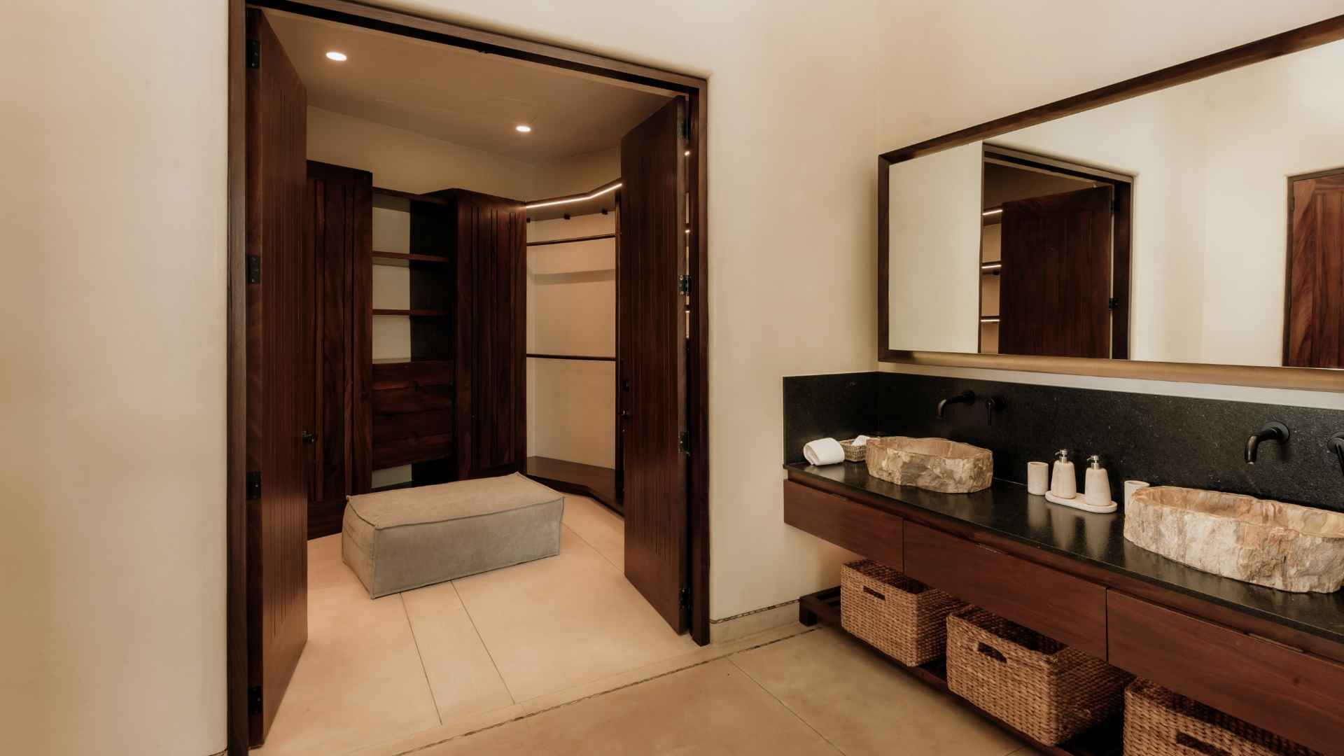 LVL-Luxury-6-Bedroom-Vill-San-Panch-Mexico-Villa-Tithonia-31 LVL-Luxury-6-Bedroom-Vill-San-Panch-Mexico-Villa-Tithonia-31
