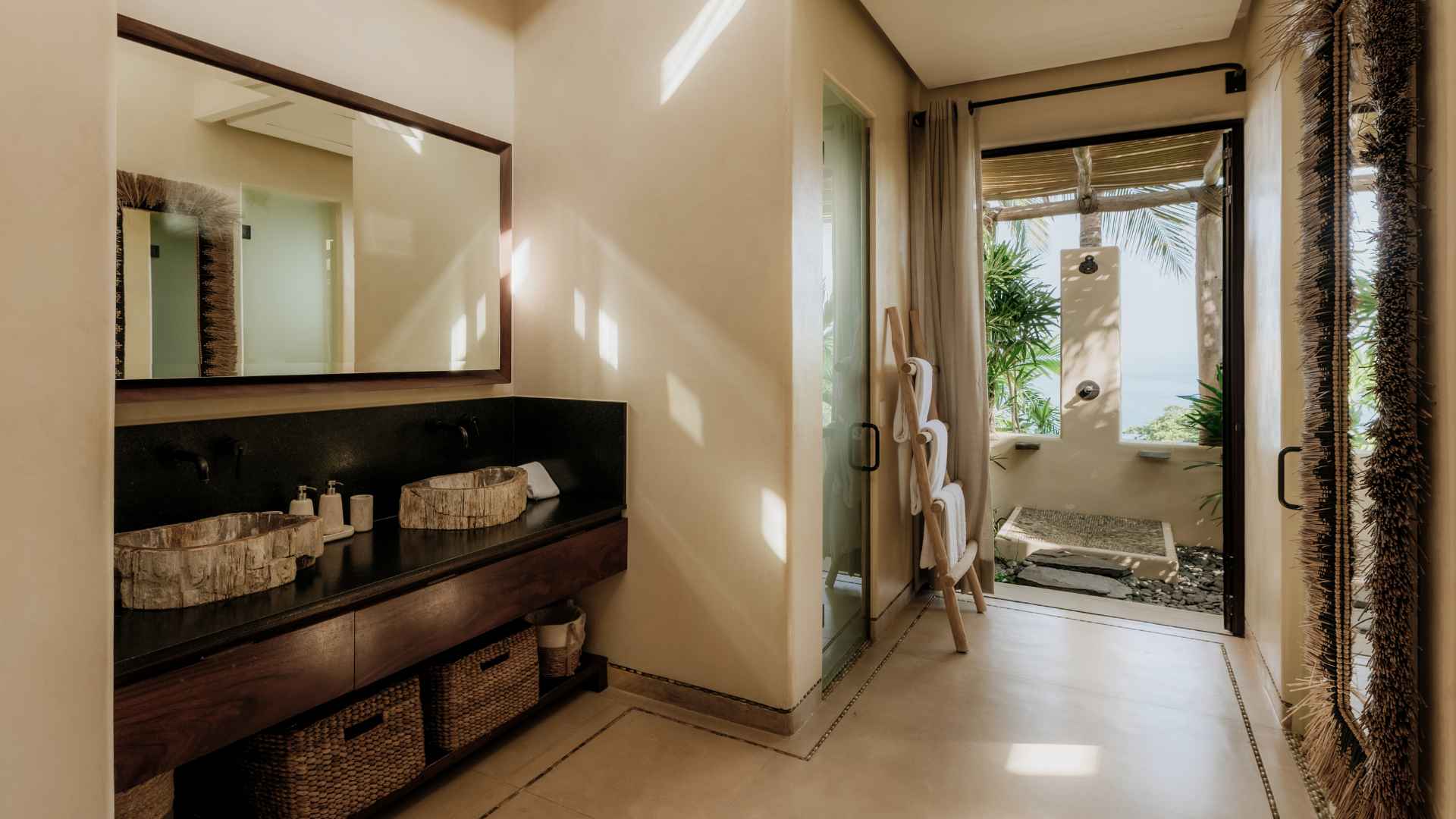 LVL-Luxury-6-Bedroom-Vill-San-Panch-Mexico-Villa-Tithonia-7 LVL-Luxury-6-Bedroom-Vill-San-Panch-Mexico-Villa-Tithonia-7