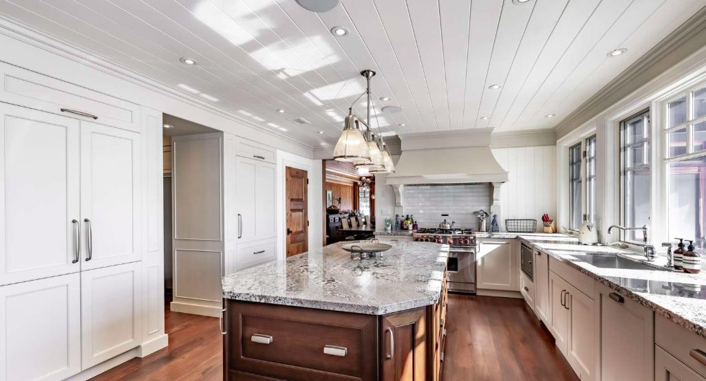 Luxury-Villa-Living-Carnegie-Canada–04-17 at 12.36.41