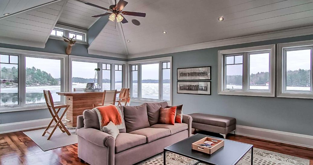 Luxury-Villa-Living-Carnegie-Canada–04-17 at 12.39.44