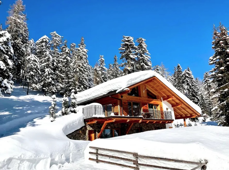 Luxury-Villa-Living-Chalet-Alfio-Italy-12