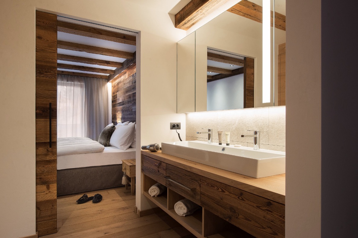 Luxury-Villa-Living-Chalet-Alfio-Italy-4