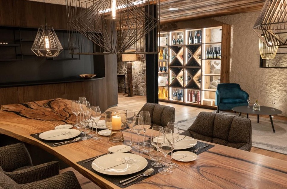 Luxury-Villa-Living-Chalet-Allessia-Italy-19