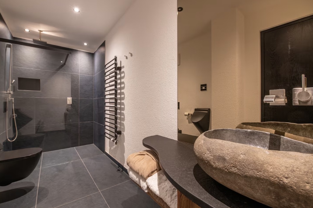 Luxury-Villa-Living-Chalet-Allessia-Italy-6