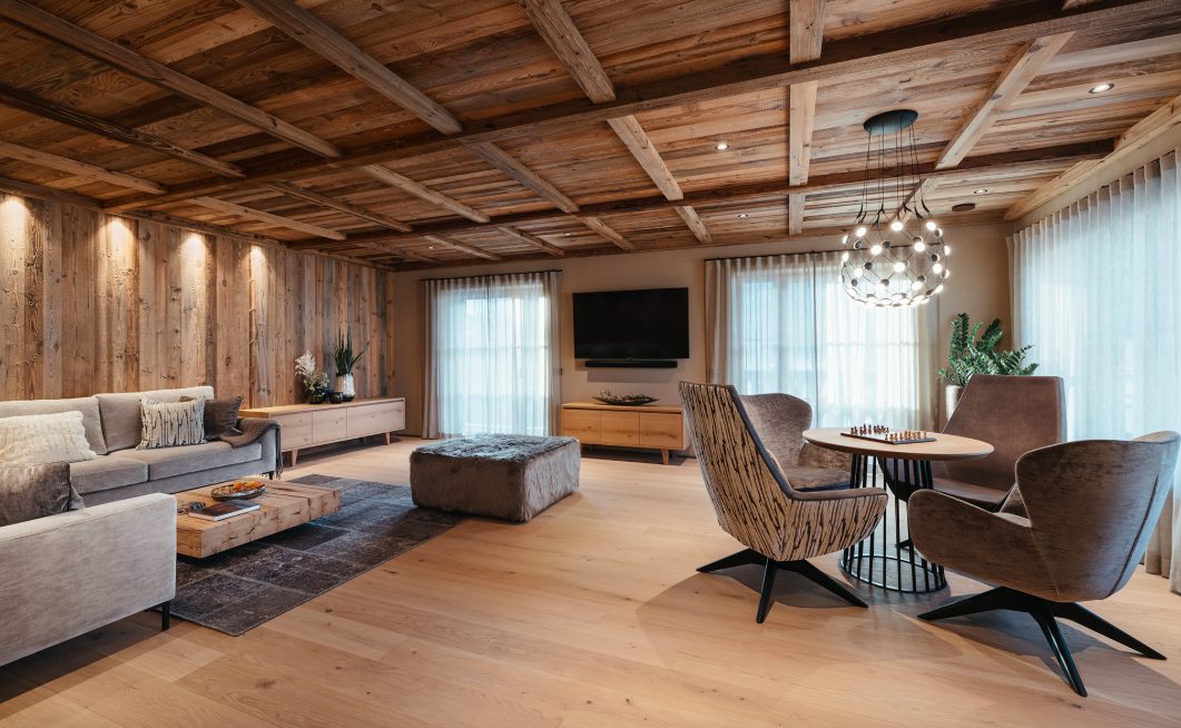 Luxury-Villa-Living-Chalet-Faure-Italy–04-17 at 10.36.01