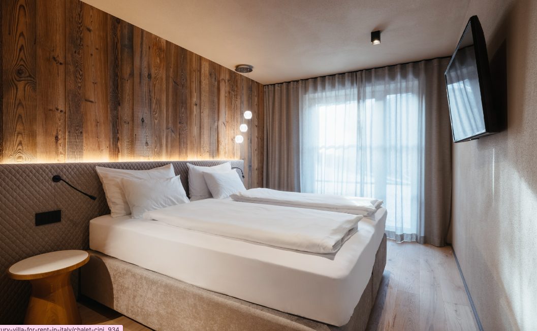 Luxury-Villa-Living-Chalet-Faure-Italy–04-17 at 10.36.46