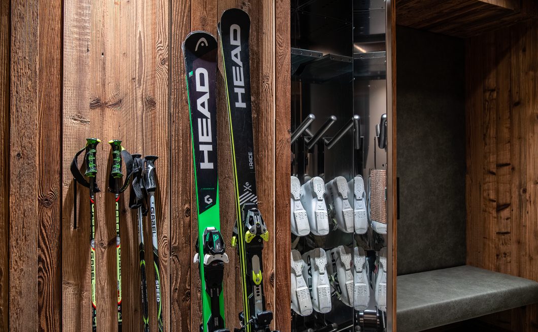 Luxury-Villa-Living-Chalet-Faure-Italy–04-17 at 10.37.22