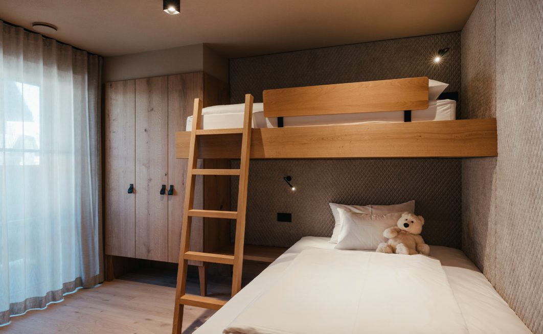 Luxury-Villa-Living-Chalet-Faure-Italy–04-17 at 10.37.42