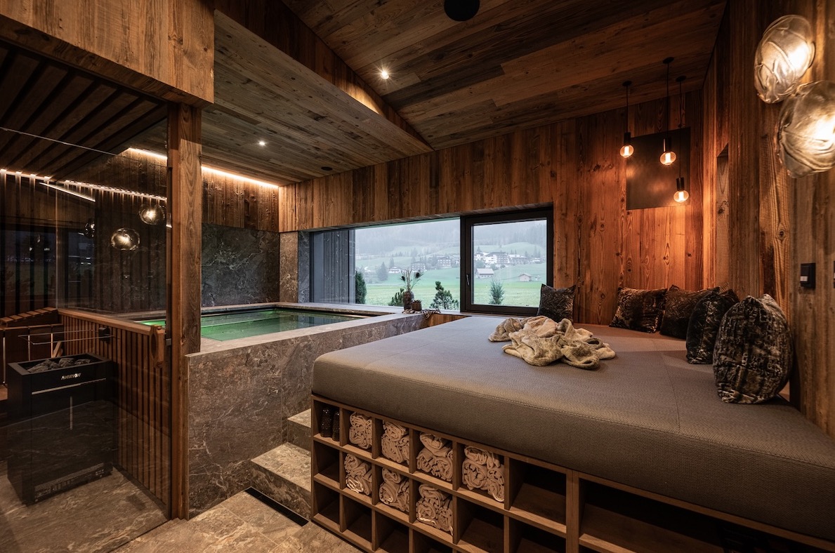 Luxury-Villa-Living-Chalet-Rosalia-Italy-10