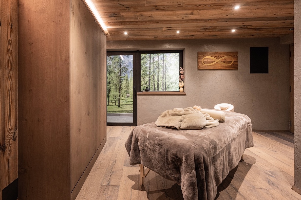 Luxury-Villa-Living-Chalet-Rosalia-Italy-2