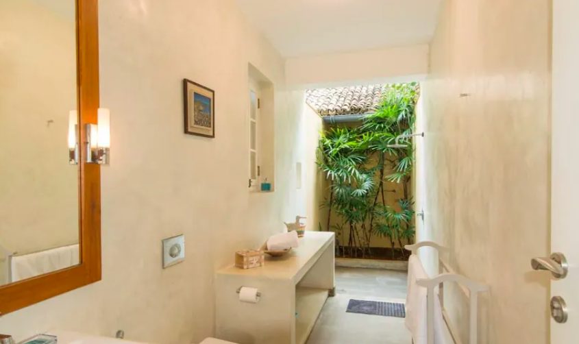 Luxury-Villa-Living-Cloisters-Sri-Lanka–04-24 at 13.30.48 Luxury-Villa-Living-Cloisters-Sri-Lanka–04-24 at 13.30.48
