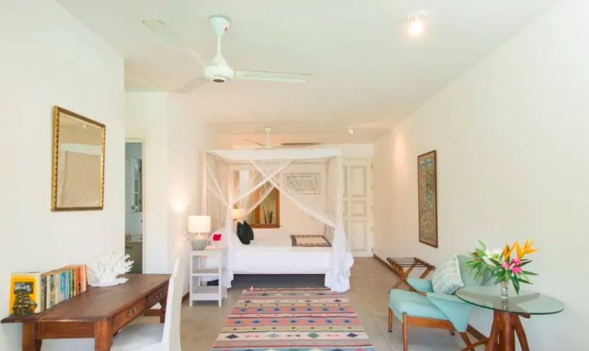 Luxury-Villa-Living-Cloisters-Sri-Lanka–04-24 at 13.30.54 Luxury-Villa-Living-Cloisters-Sri-Lanka–04-24 at 13.30.54