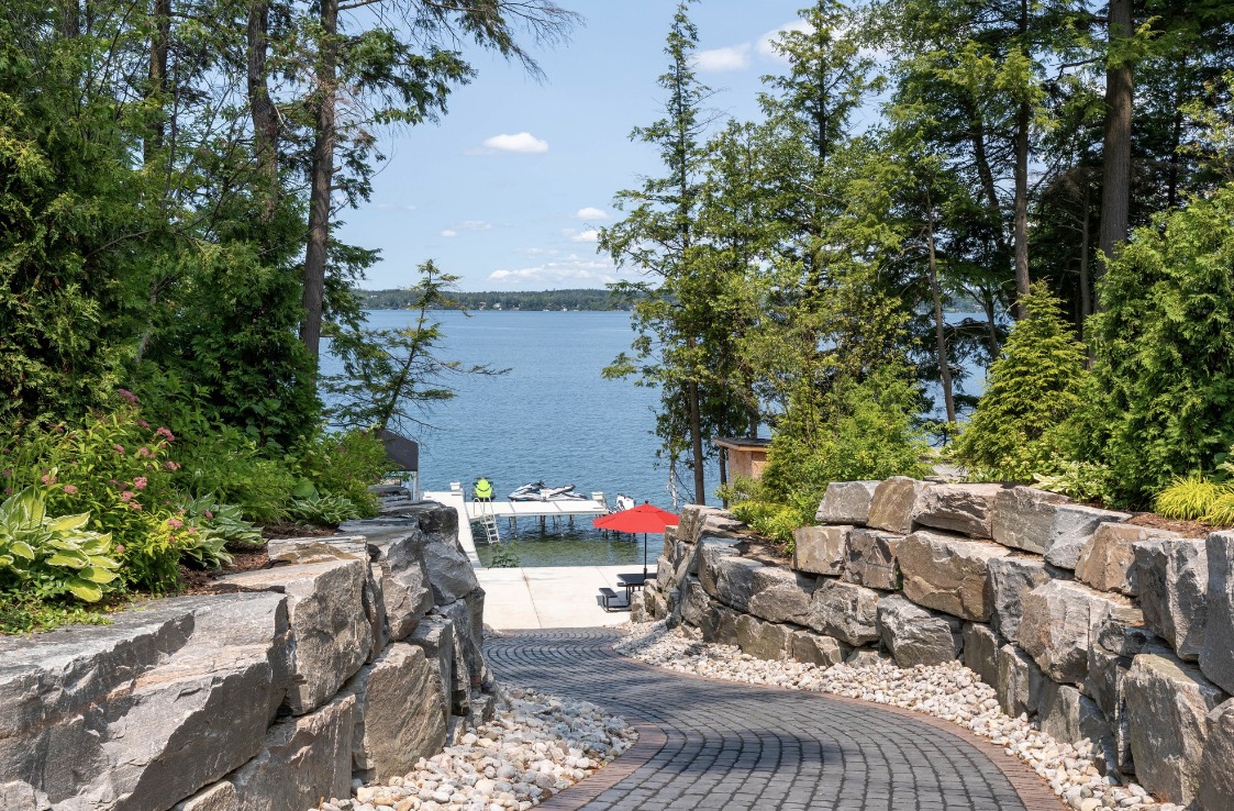 Luxury-Villa-Living-Du-Pont-Canada-25 Luxury-Villa-Living-Du-Pont-Canada-25