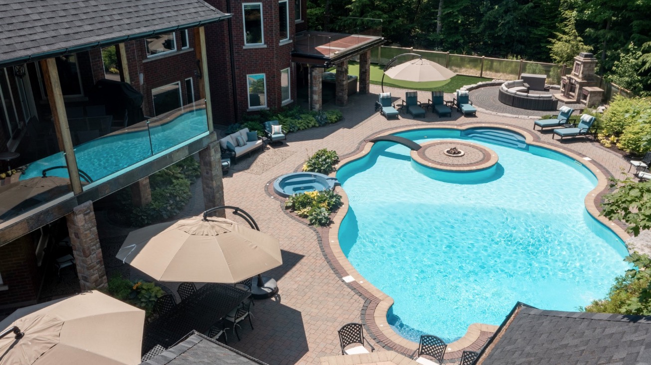 Luxury-Villa-Living-Du-Pont-Canada-33 Luxury-Villa-Living-Du-Pont-Canada-33