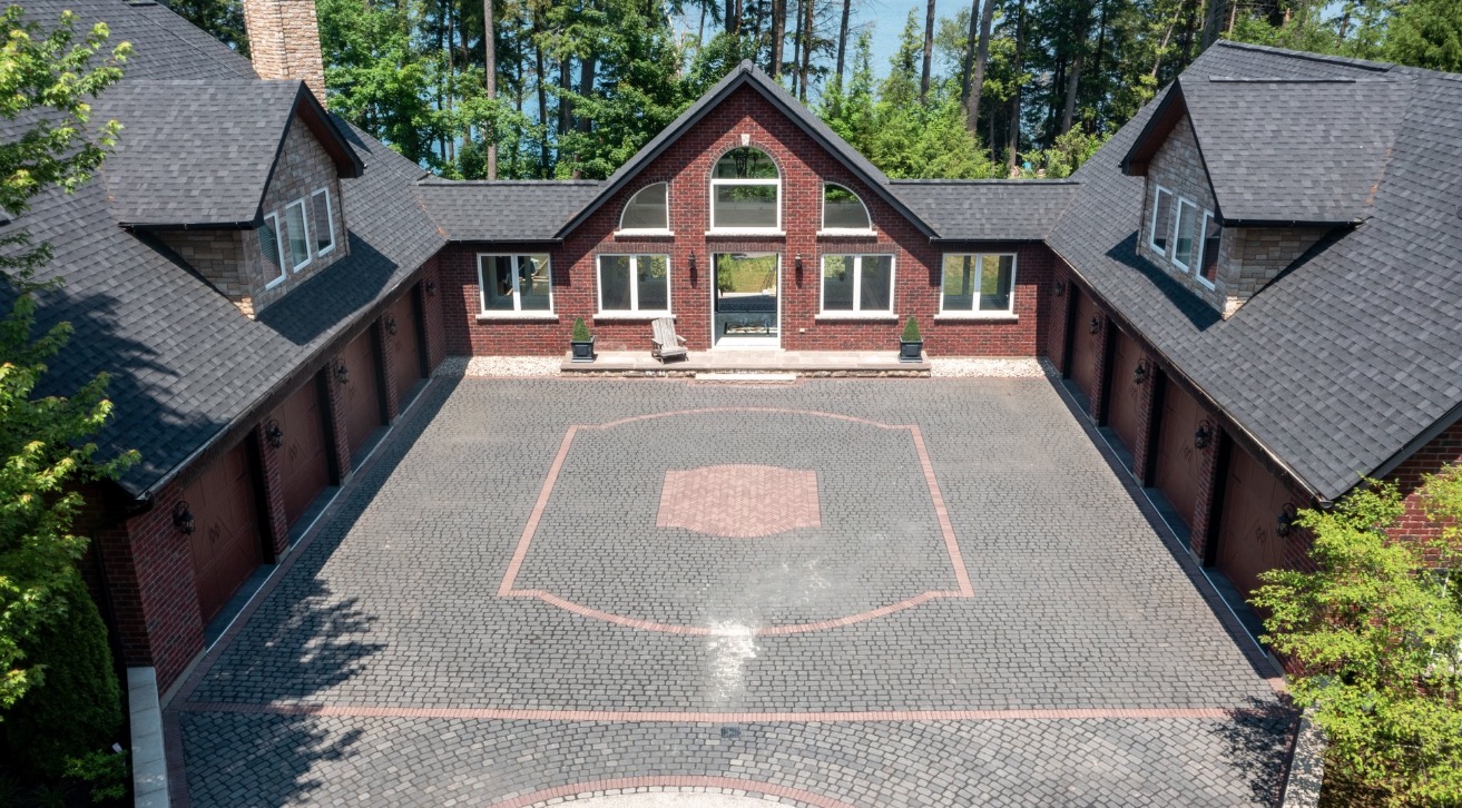 Luxury-Villa-Living-Du-Pont-Canada-36 Luxury-Villa-Living-Du-Pont-Canada-36