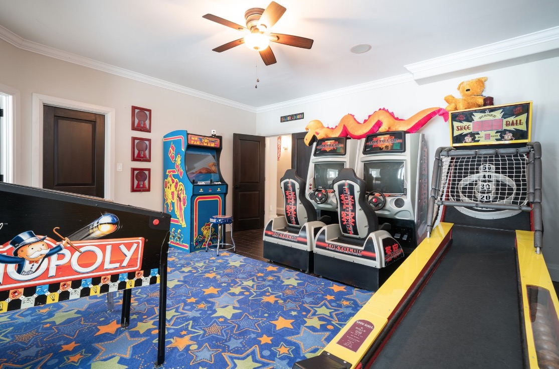 Luxury-Villa-Living-Du-Pont-Canada-4 Luxury-Villa-Living-Du-Pont-Canada-4