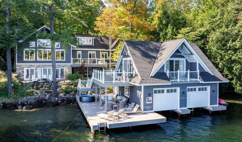 Luxury-Villa-Living-Forbes-Canada–04-17 at 13.00.06