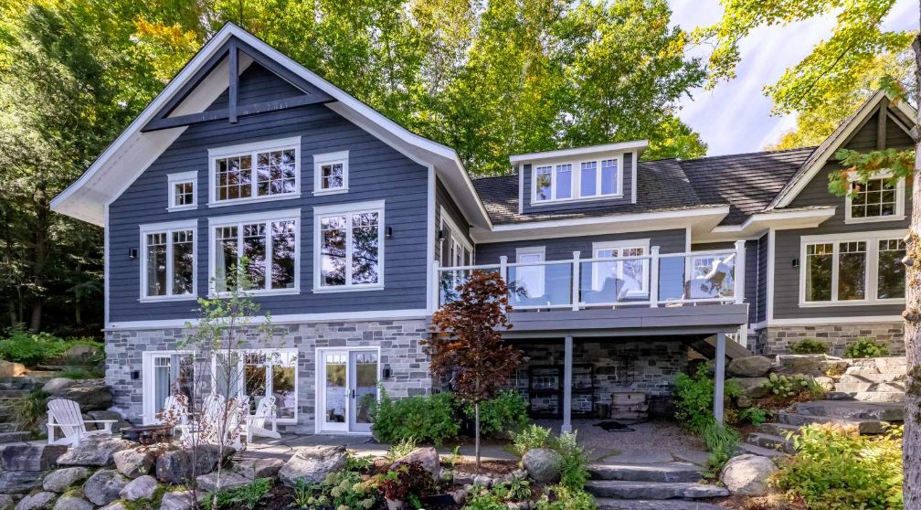 Luxury-Villa-Living-Forbes-Canada–04-17 at 13.03.02