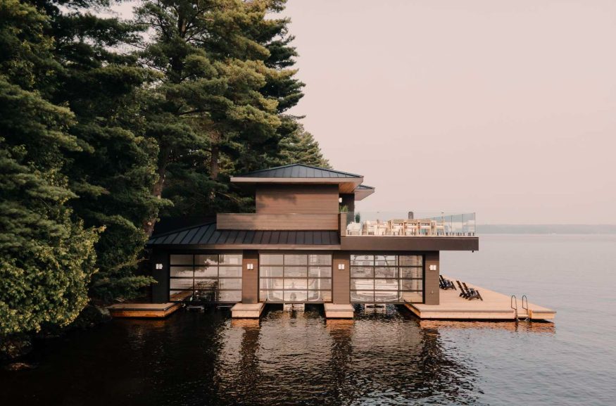 Luxury-Villa-Living-Montague-Canada–04-17 at 13.24.49 Luxury-Villa-Living-Montague-Canada–04-17 at 13.24.49