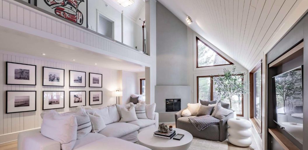 Luxury-Villa-Living-Montague-Canada–04-17 at 13.25.29 Luxury-Villa-Living-Montague-Canada–04-17 at 13.25.29