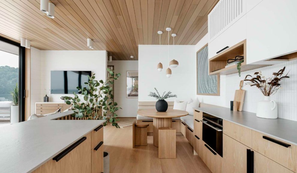 Luxury-Villa-Living-Montague-Canada–04-17 at 13.26.59 Luxury-Villa-Living-Montague-Canada–04-17 at 13.26.59