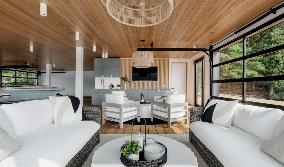 Luxury-Villa-Living-Montague-Canada–04-17 at 13.27.20 Luxury-Villa-Living-Montague-Canada–04-17 at 13.27.20