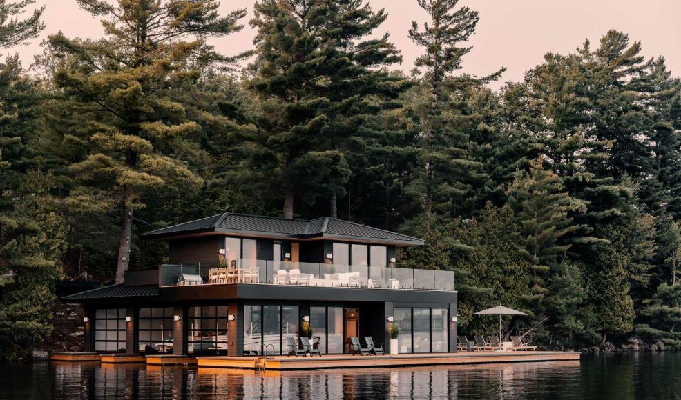 Luxury-Villa-Living-Montague-Canada–04-17 at 13.27.33 Luxury-Villa-Living-Montague-Canada–04-17 at 13.27.33