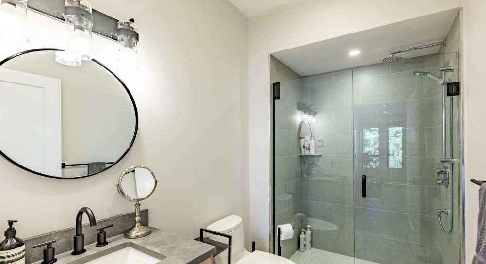 Luxury-Villa-Living-Pembrooke-Canada–04-17 at 13.41.13