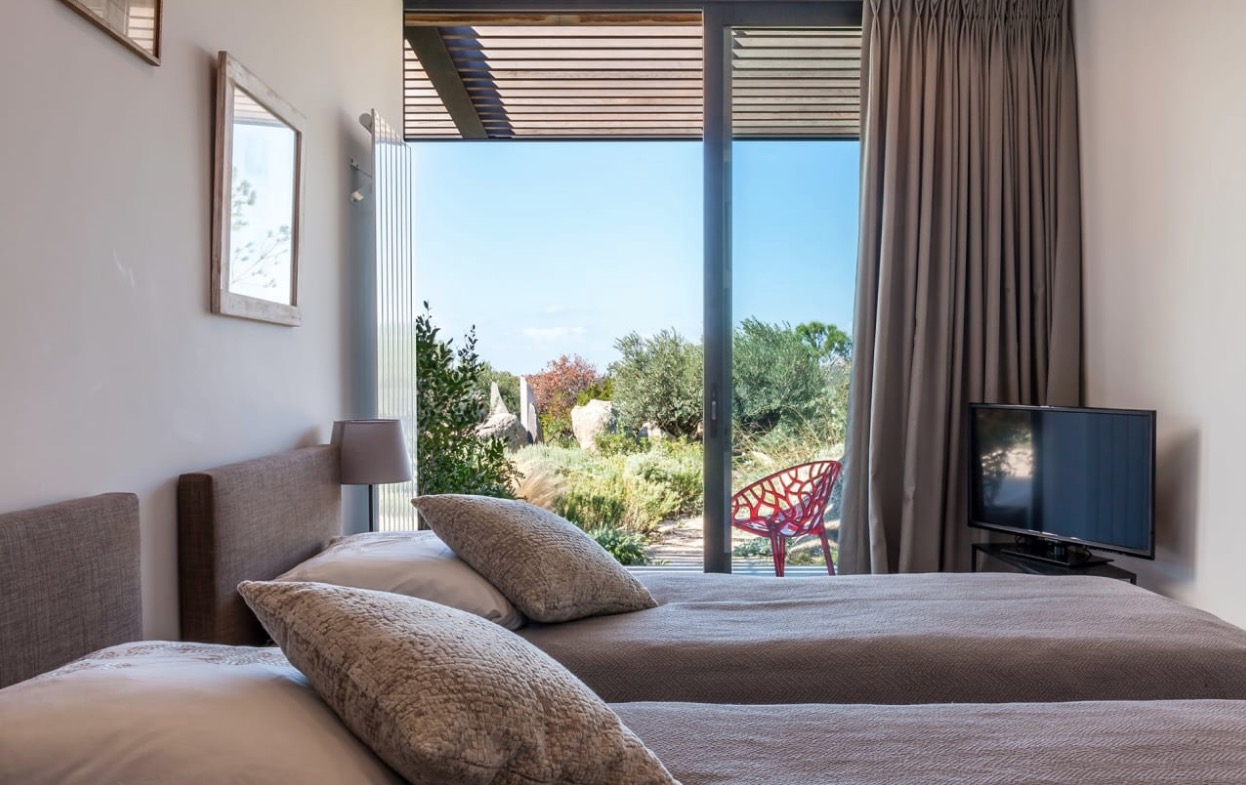 Luxury-Villa-Living-Villa-Bleu-Corsica-14