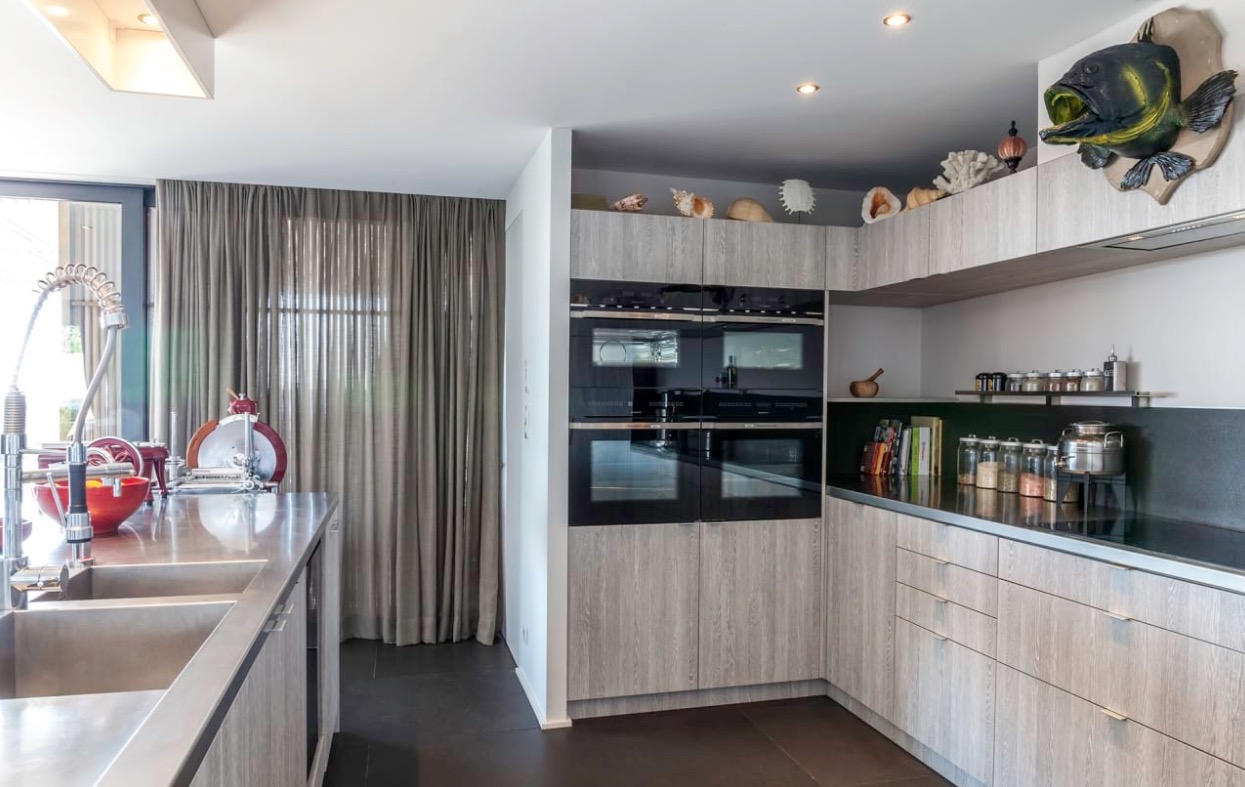 Luxury-Villa-Living-Villa-Bleu-Corsica-23