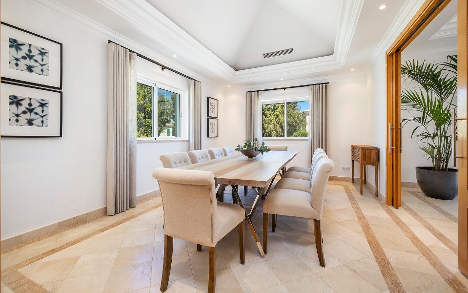 Luxury-Villa-Living-Villa-Carole-Portugal- 2026-04-17 at 09.33.33