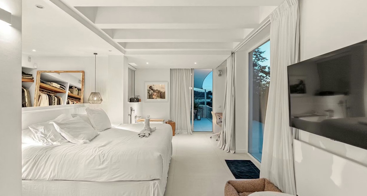 Luxury-Villa-Living-Villa-Cereza-Ibiza-19 Luxury-Villa-Living-Villa-Cereza-Ibiza-19