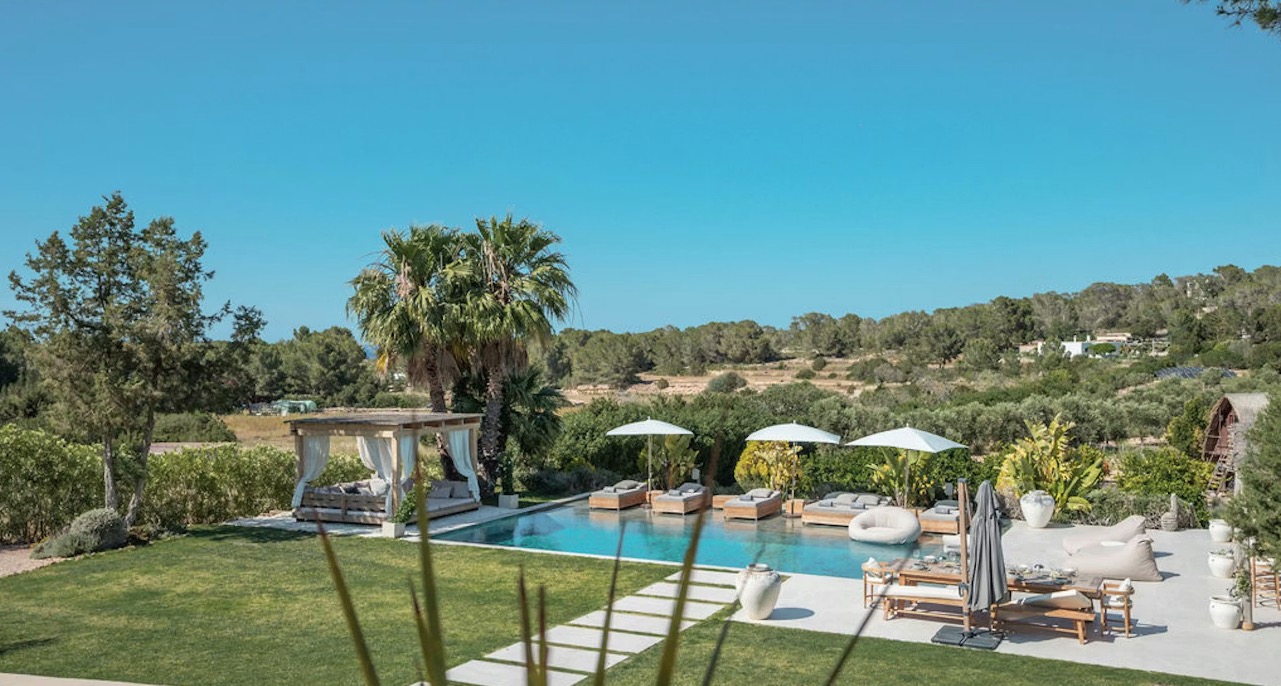 Luxury-Villa-Living-Villa-Cereza-Ibiza-6 Luxury-Villa-Living-Villa-Cereza-Ibiza-6