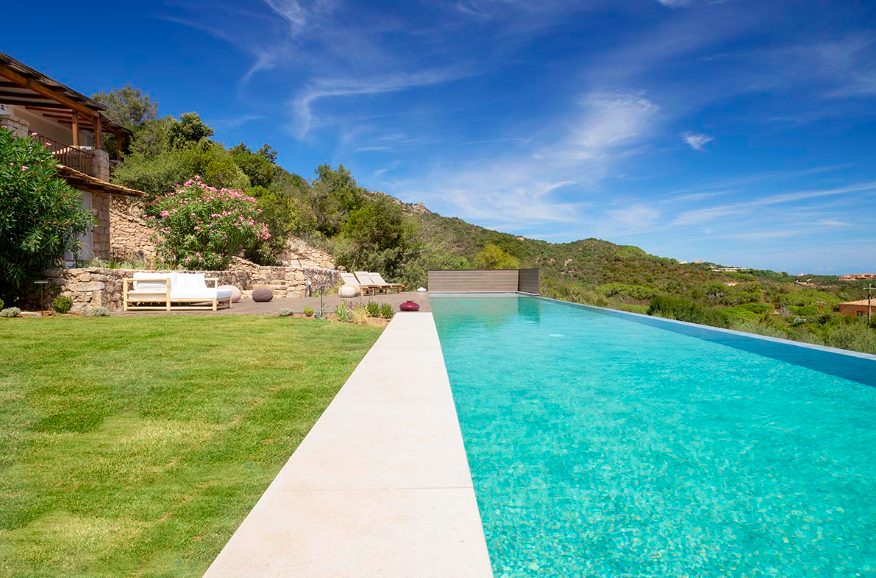 Luxury-Villa-Living-Villa-Coast-Sardinia–04-22 at 12.52.24
