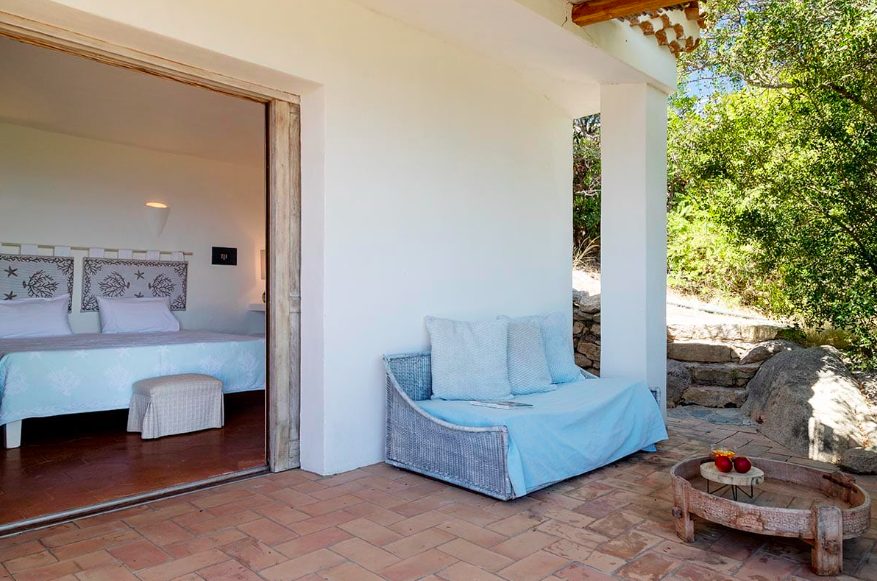 Luxury-Villa-Living-Villa-Coast-Sardinia–04-22 at 12.56.06